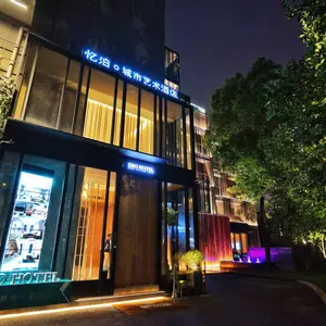 отель EBO Hotel(Hangzhou West Lake Wulin Square Store)