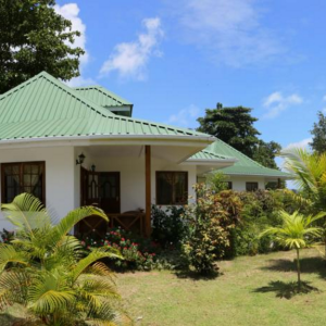 отель Le Surmer Chalets