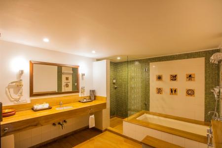 Отель Lemon Tree Amarante Beach Resort в Кандолим - Индия