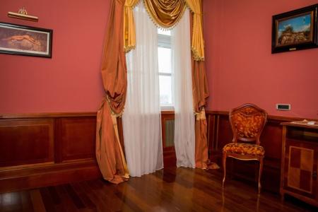 Отель Leopold в Нови Сад - Сербия