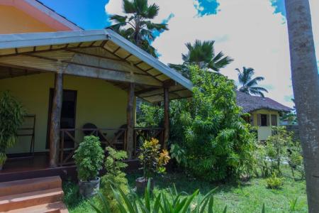 Отель Les Lauriers Eco Hotel & Restaurant в о. Праслин - Сейшелы