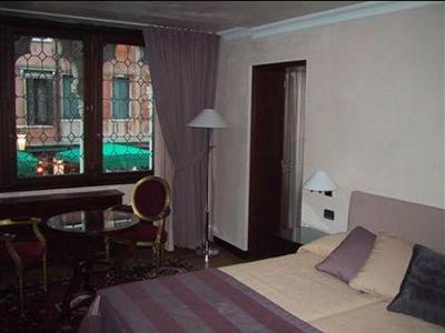 Отель Liassidi Palace в Венеция - Италия