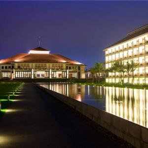 отель Pullman Danang Beach Resort