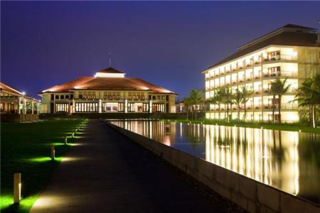 Отель Pullman Danang Beach Resort в Дананг - Вьетнам