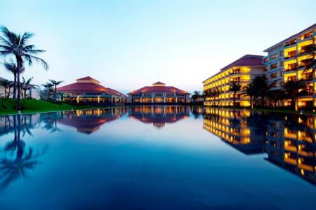 Отель Pullman Danang Beach Resort в Дананг - Вьетнам