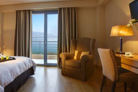 Limneon Resort & Spa