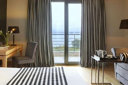 Limneon Resort & Spa