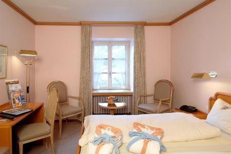 Thermal Hotels & Walliser Alpentherme Leukerbad