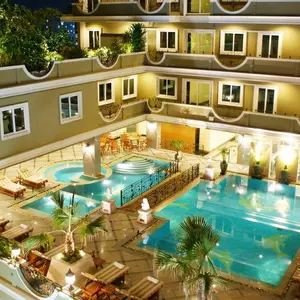отель LK Royal Suite