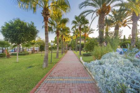 Отель Lonicera World в Авсаллар - Турция