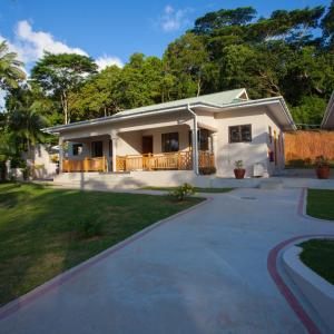 отель Anse Soleil Beachcomber