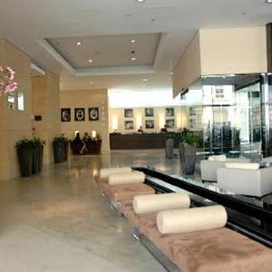 отель Lotus Grand Hotel Apartments Deira