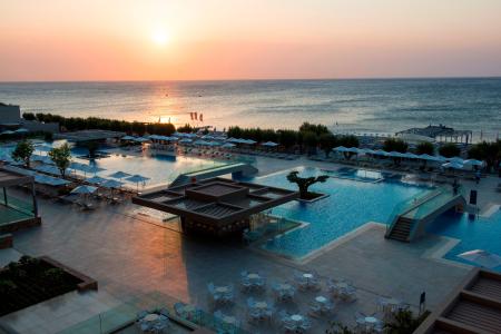 Amada Colossos Resort