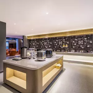 отель Vyluk Hotel (Beijing Tongzhou Global Resort Branch)