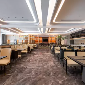 отель Golden Pear Hotel