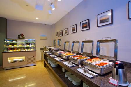 Отель Ramada By Wyndham Istanbul Taksim в Бейоглу (Пера) - Турция