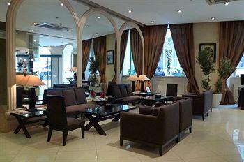 Отель Best Western Plus Nice Cosy Hotel в Лазурный берег - Франция