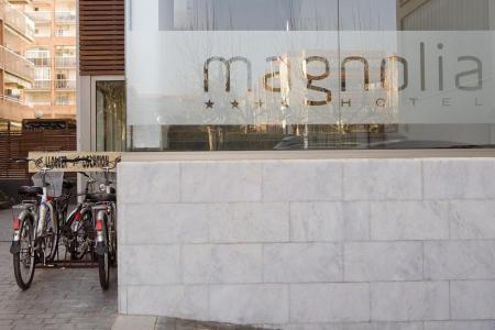 Отель Magnolia Hotel в Коста Дорада - Испания
