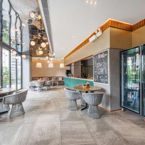 отель Guangzhou TaiKoo Hui Rezen Select Hotel (Gangding Subway Station)
