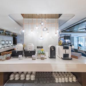 отель Yitel Collection Hotel (Shijiazhuang Zhongshan East Road Wanda Plaza)