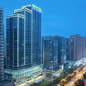 отель Holiday Inn Express WUHAN EAST LAKE by IHG
