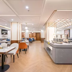 отель Lanou Hotel (Beijing Guomao Gaobeidian Shuixiang Tea House Street Branch)