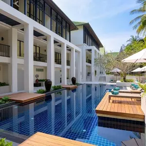 отель Outrigger Surin Beach Resort