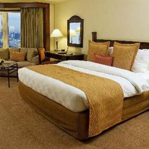 отель Diamond Hotel Philippines