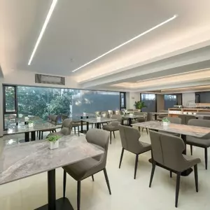 отель Licheng Platinum Rui Hotel (Guangzhou Baiyun Dongping Metro Station Police Academy)