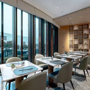 отель Hilton Shaoxing Hotel and Residences