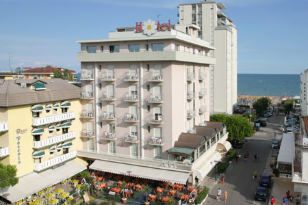 Отель Margherita  в Лидо ди Езоло - Италия