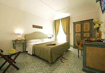 Отель Margherita  в Лидо ди Езоло - Италия