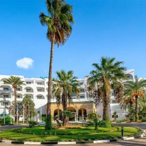 отель Marhaba Beach