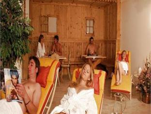 Q! Hotel Maria Theresia