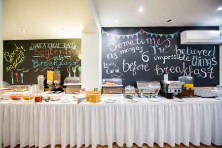 Отель Marina в Афины - Греция