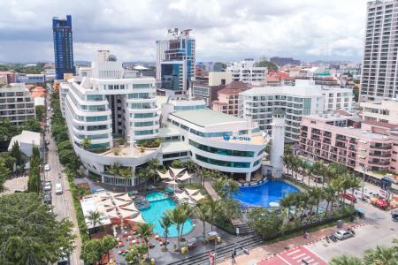 Отель A-One The Royal Cruise Hotel в Паттайя Бич Роад - Таиланд