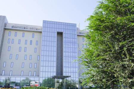 Отель Золотой Затон в Астрахань - Россия