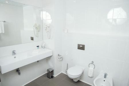 Отель Золотой Затон в Астрахань - Россия