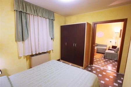 Отель Massimo D`Azeglio в Рим - Италия