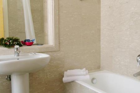 Отель Massimo D`Azeglio в Рим - Италия