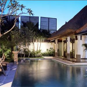 отель Maya Sayang Pool Villa & Spa