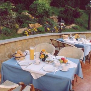 отель Mediterran