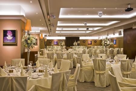 Отель Mediterranean Beach Hotel в Лимассол - Кипр