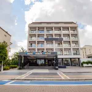 отель Point Beach Hotel