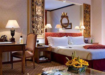 Отель Melia в Милан - Италия