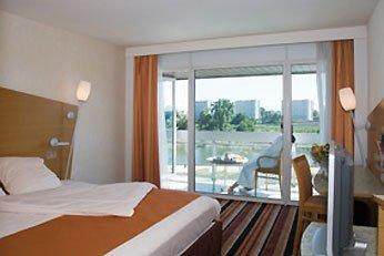 Mercure Orleans Centre Hotel