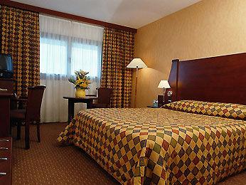 Отель Mercure Paris Montmartre Sacre Coeur Hotel в Париж - Франция