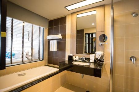 Отель Deevana Plaza Phuket Patong в пляж Патонг - Таиланд