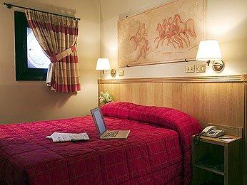 Отель Mercure Roma Centro Colosseo в Рим - Италия