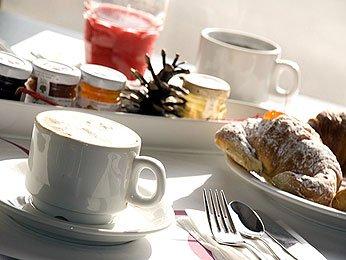 Отель Mercure Roma Centro Colosseo в Рим - Италия